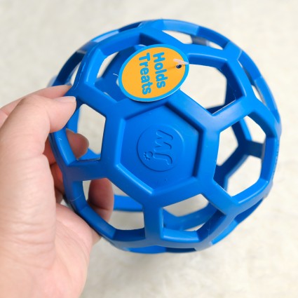 市集--美國JW 天然橡膠洞洞球(L)  寵物益智玩具