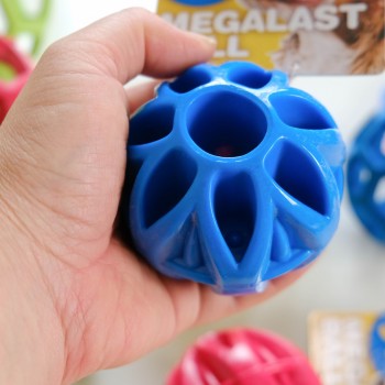 美國JW Megalast 藏食球(中) 寵物益智玩具