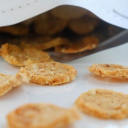 貓零食|犬貓零食|鱉蛋雞肉小圓脆餅 家庭包