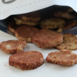 貓零食|犬貓零食|鱉蛋牛肉小圓脆餅 家庭包